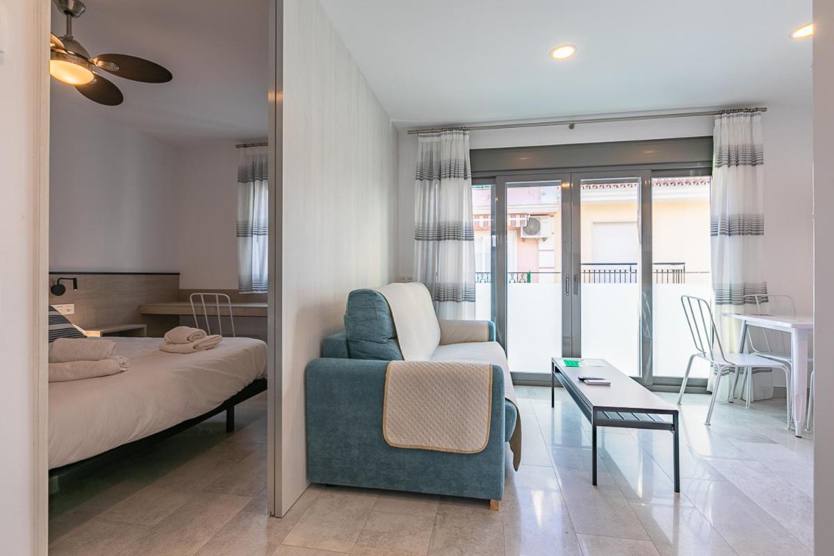 Apartamentos Guerrero 3 Torre Del Mar Kültér fotó
